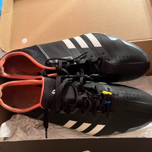 Size 9 Adizero Finesse Track Spikes - Picture 1 of 5